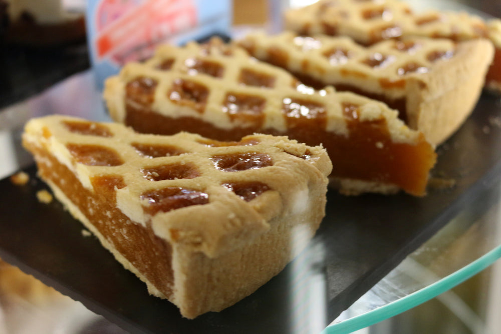 Unveiling the Flavours of British Treacle: Recipes and Uses in Sweet Treats