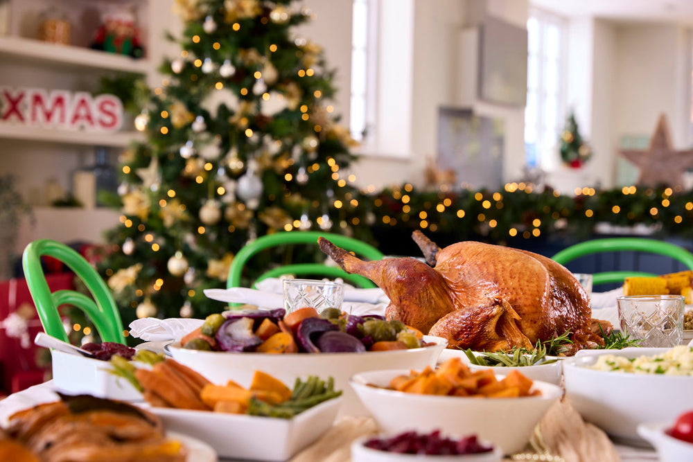 Setting the Scene for Christmas: UK vs. US Tableware Traditions Explained