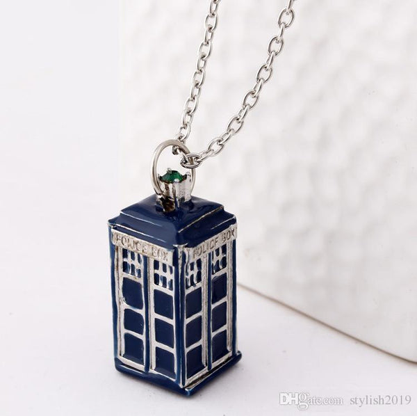 Dr Who Inspiration: Silver Tardis Phone Box Charm Key Ring.