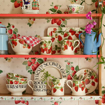 Emma Bridgewater - Black Toast Strawberries & Cream French Bowl