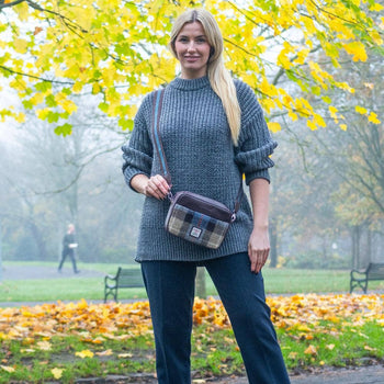 maccessori - Harris Tweed Camera Bag Blue/Brown Check