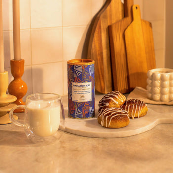 Whittard of Chelsea - Cinnamon Roll White Hot Chocolate, 12.35oz