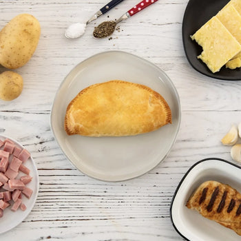 4&20 Pasty Co. Chicken, Ham, and Leek Pasty 7oz - 1/2lb Ship Weight