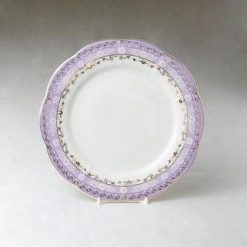 Lavendar Luster Lace Scallop Dessert Plates. Set of 4