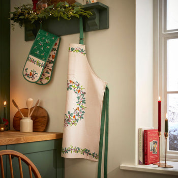 Ulster Weavers Christmas Robins Apron