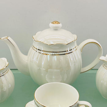 White Luster Gold Coffee/Teapot