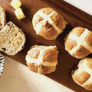 4&20 Hot Cross Buns 6 Pack - 1lb Ship Weight